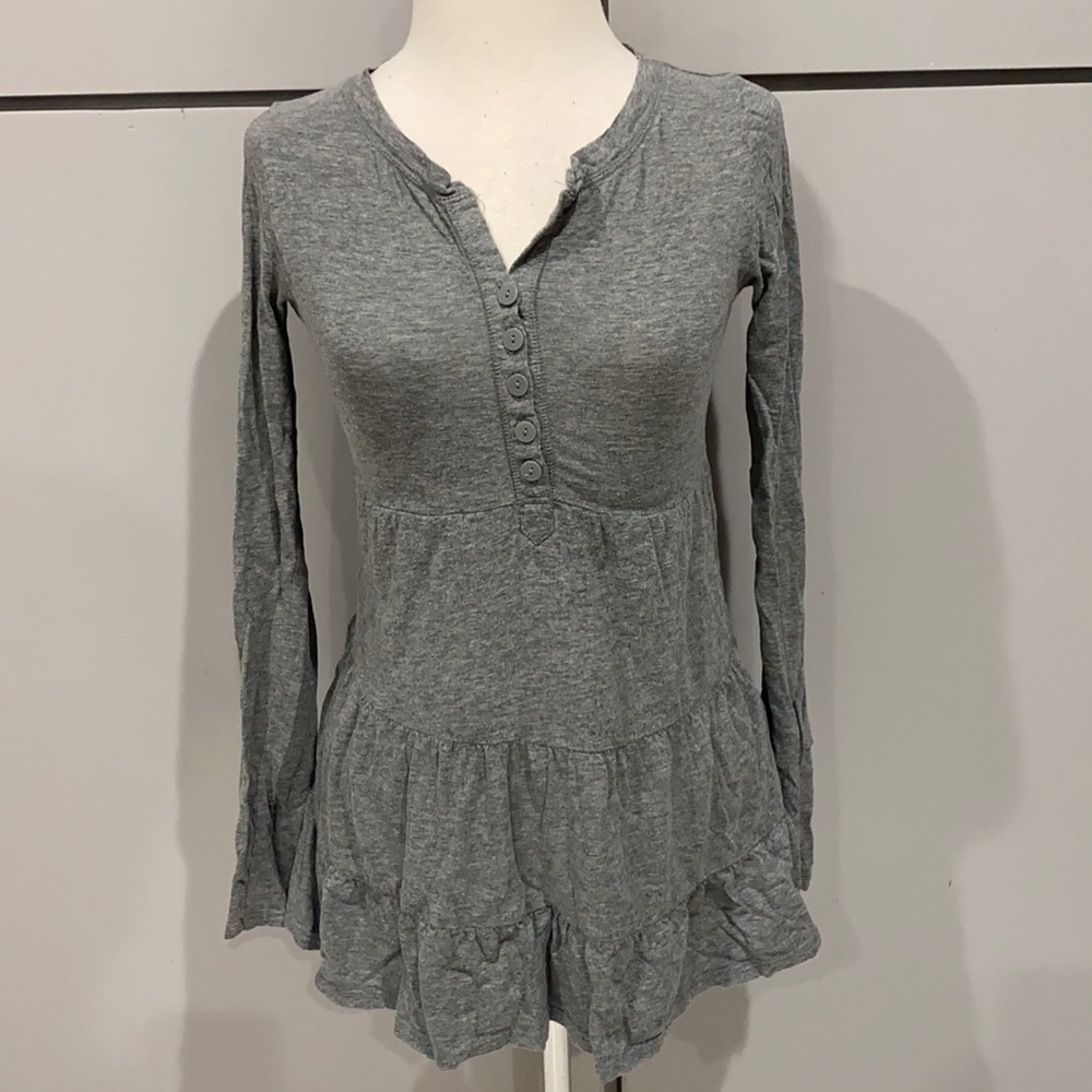 Grey long sleeve Henley layered ruffle shirt size extra small 100% cotton